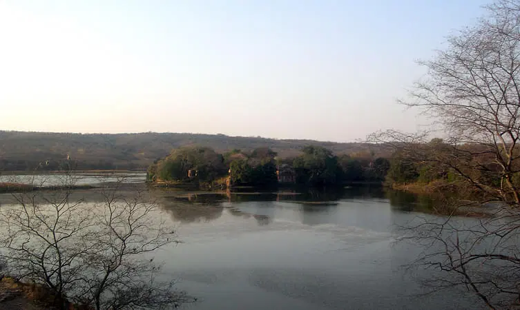 Raj Bagh Talao