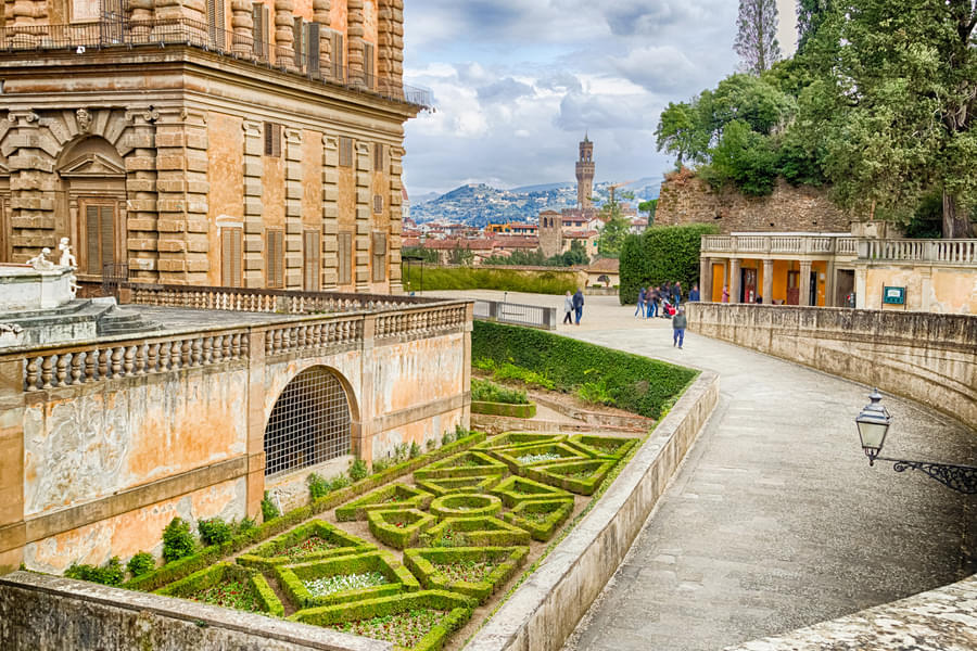Learn about the history of the Medici family at Boboli Garden