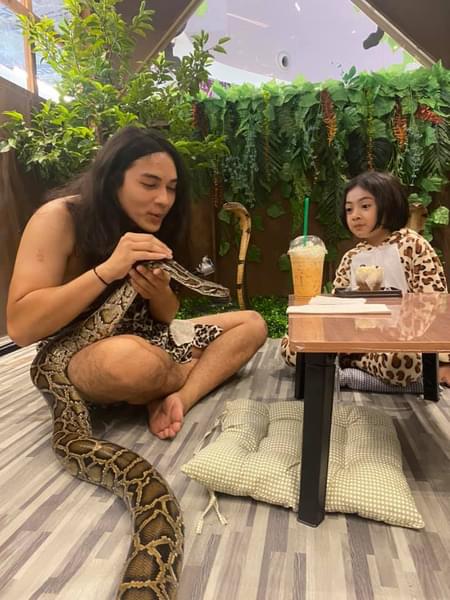 Have some drinks with the snakes