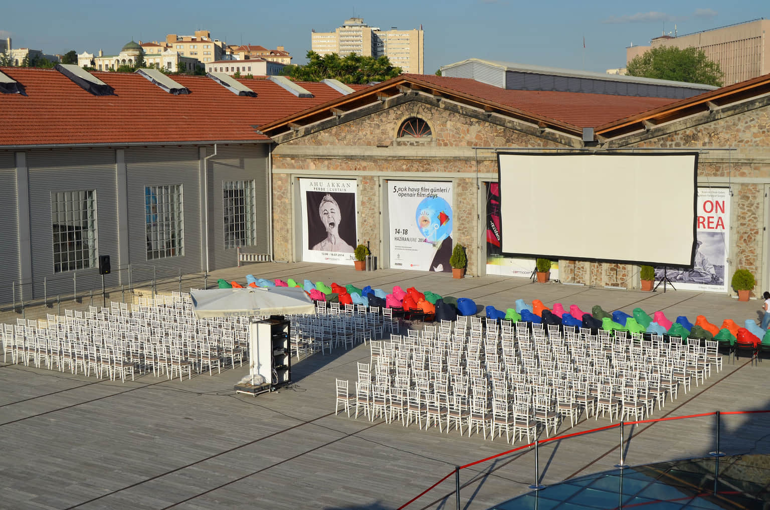 Relax in the Outdoor Courtyard Cinema