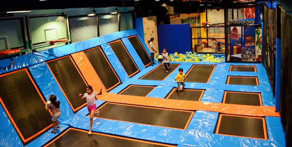 New York Trampoline Park Staten Island Sky Zone Trampoline