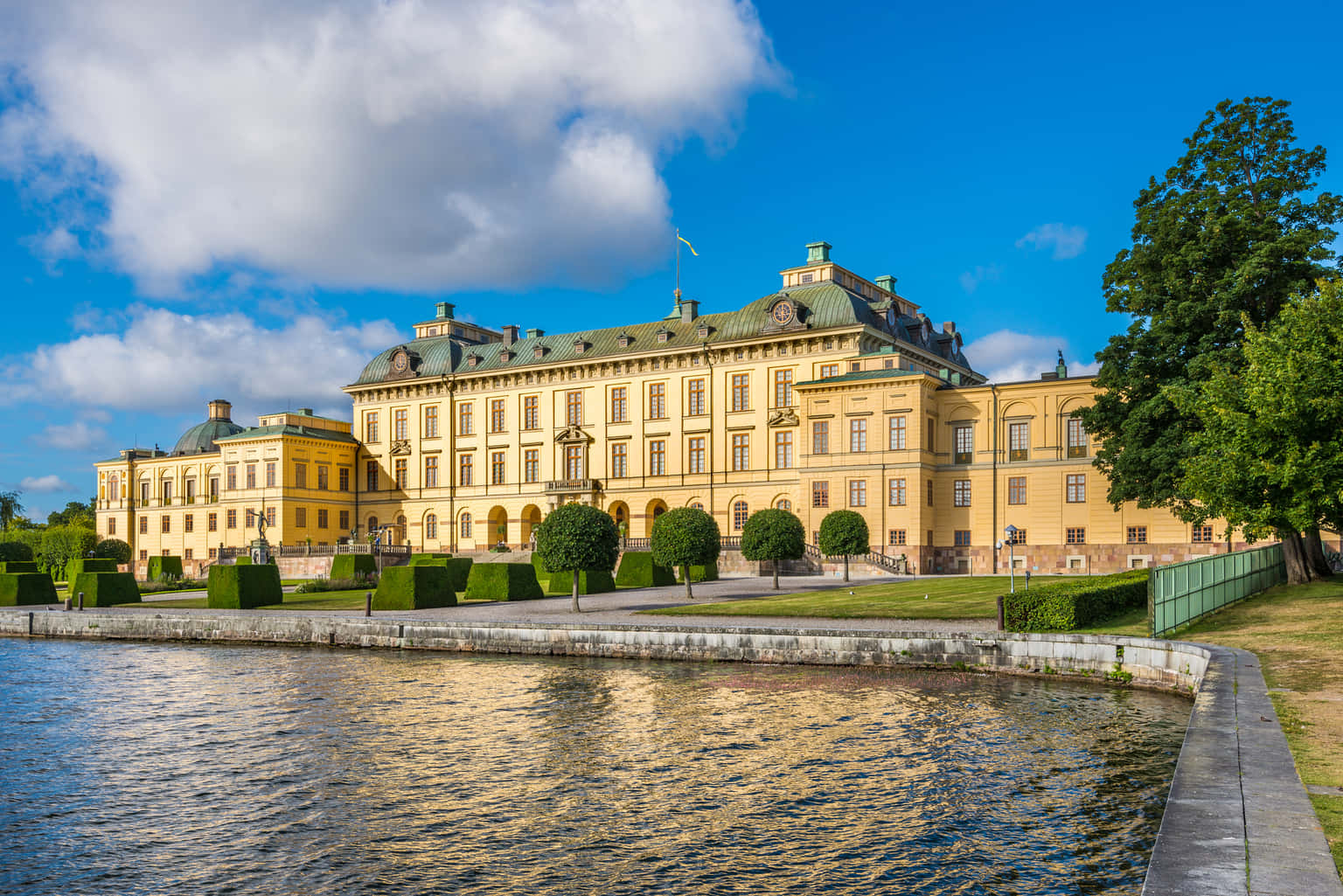 Scandinavia Highlights Group Tour | Copenhagen, Oslo, Stockholm & Helsinki