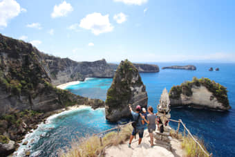 Spend amazing time with your family at the Nusa Penida West Coast