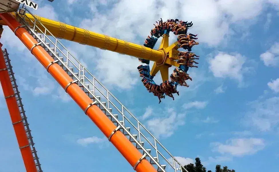 Dream World Bangkok - Get Ready For Thrilling Rides