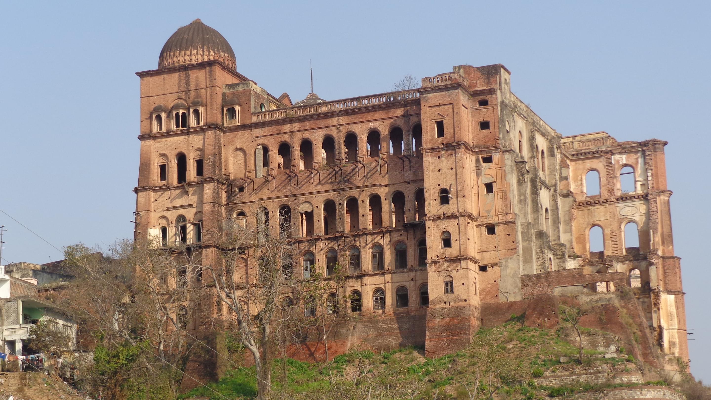 Mubarak Mandi Palace Overview