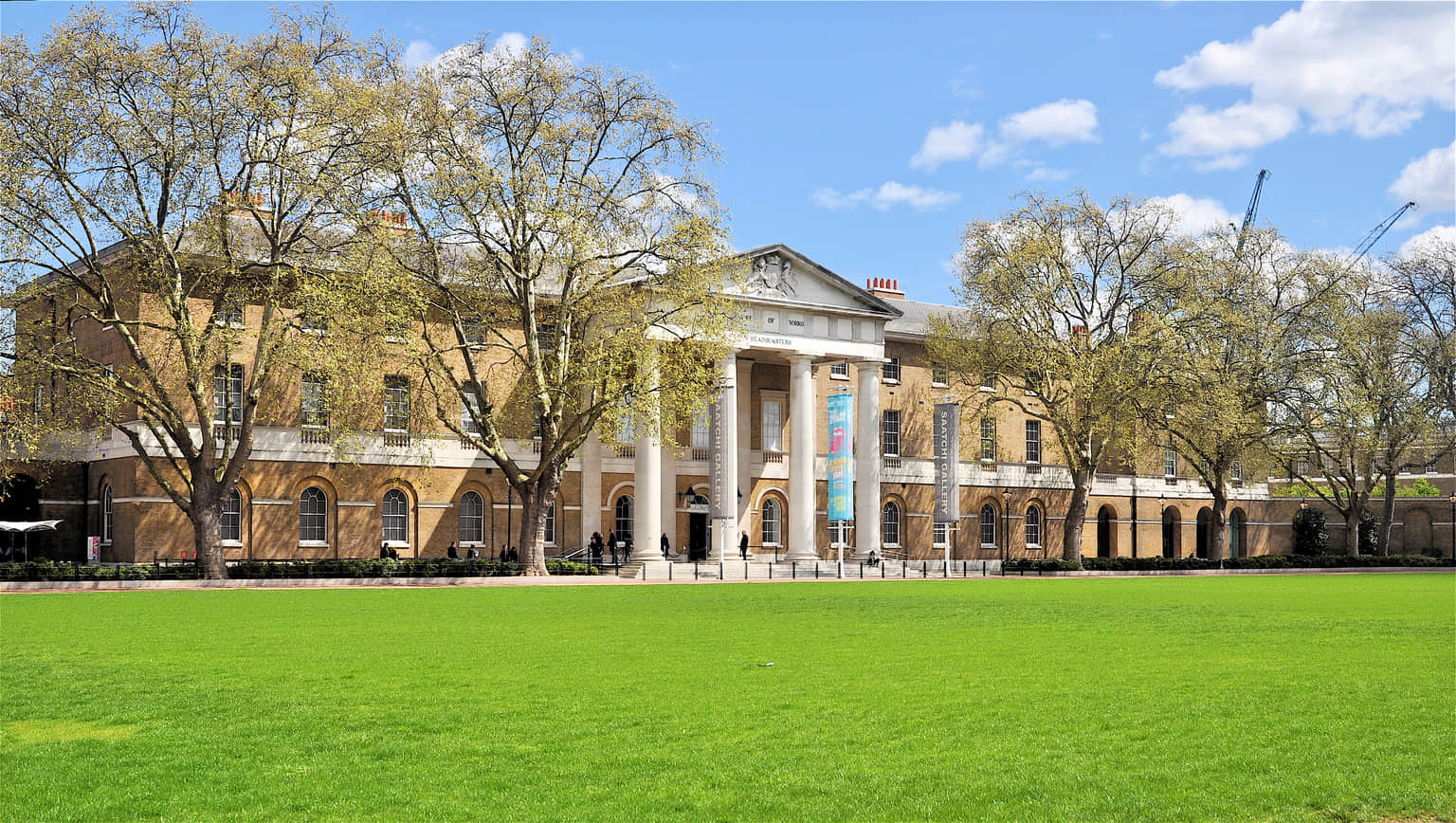 Saatchi Gallery, <em>London</em>