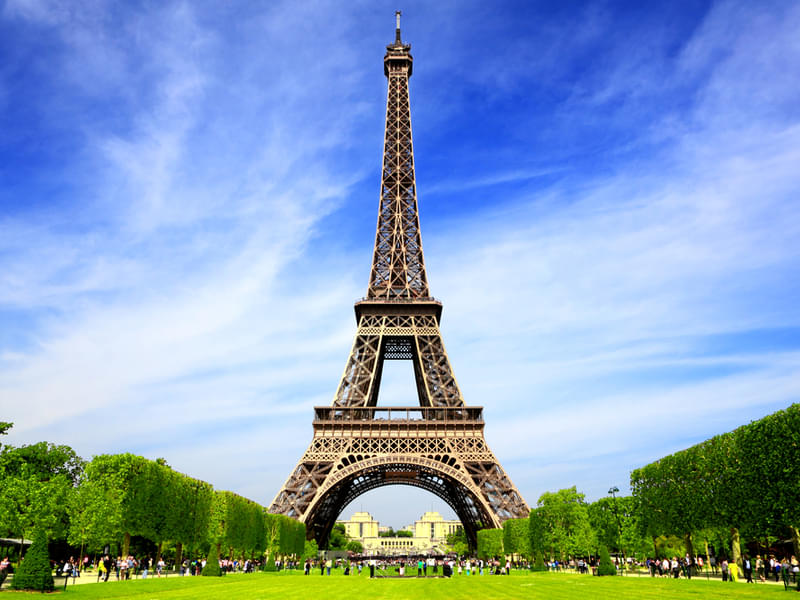 Eiffel Tower Tour with Seine River Cruise