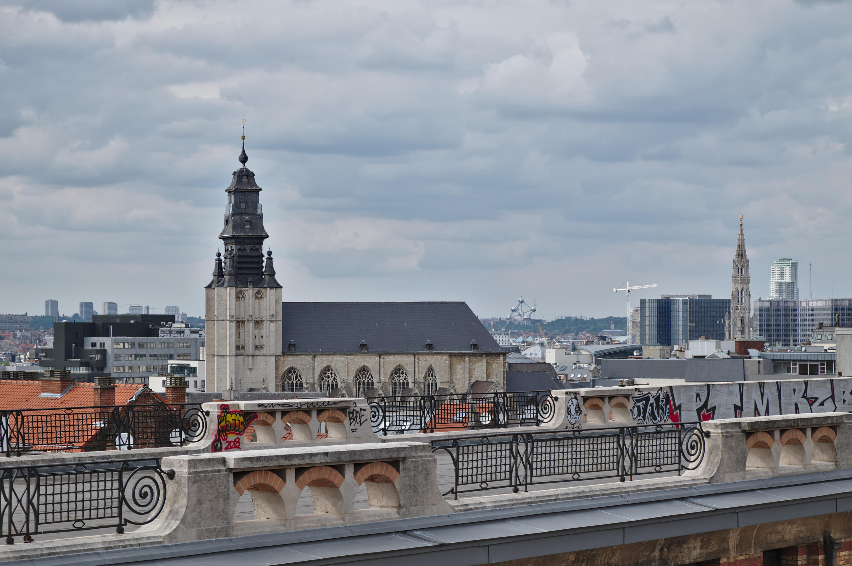 Marolles Neighborhood Overview