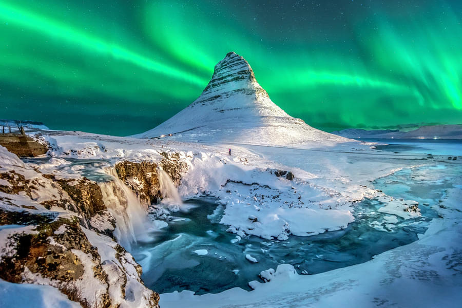 Iceland: Nature's Treasure Image