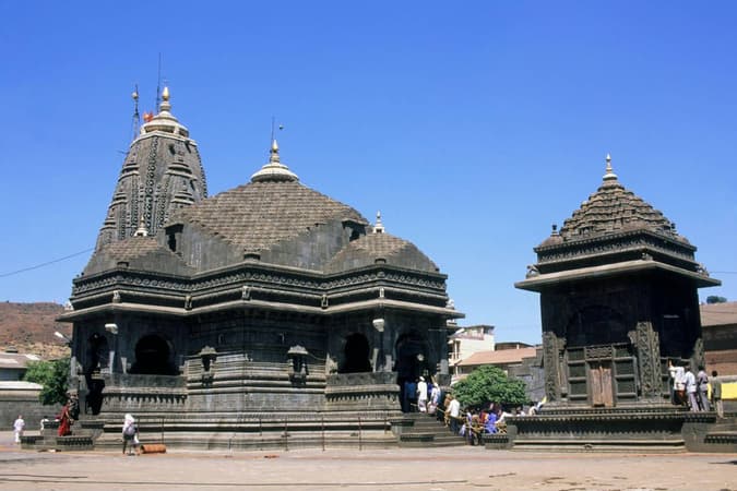 Visit one of the 12 Jyotirlingas in India, Trimbakeshwar Temple, on Nashik sightseeing tour