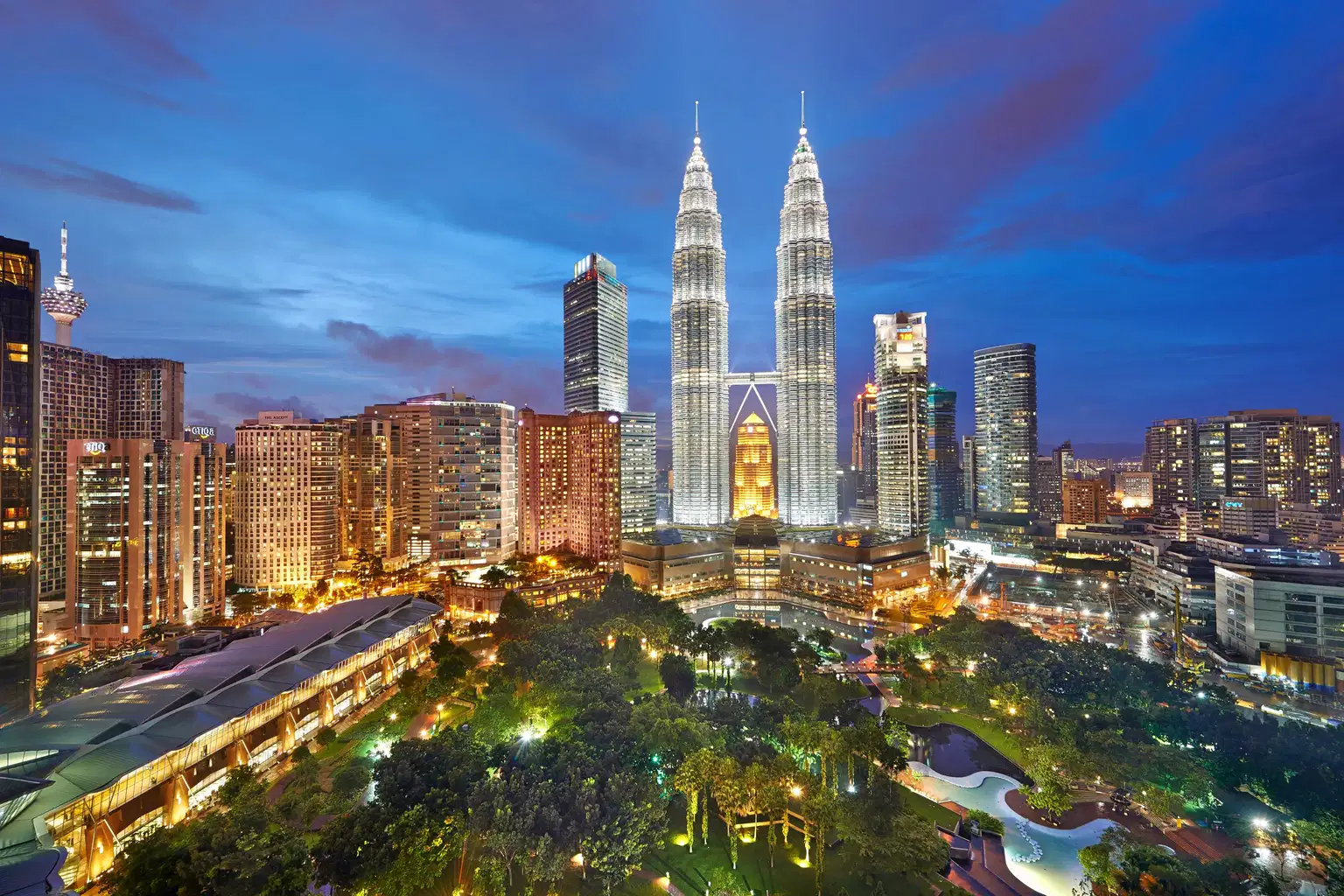 Malaysian Highlights | Journey from Beaches to Modern Marvels
