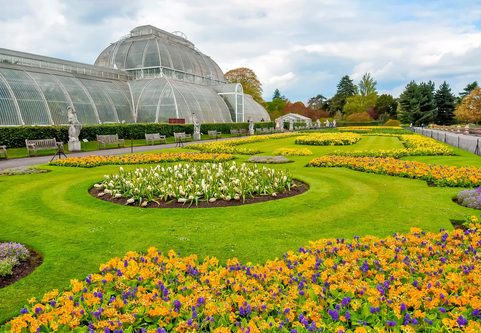Royal Botanic Gardens, <em>England</em>