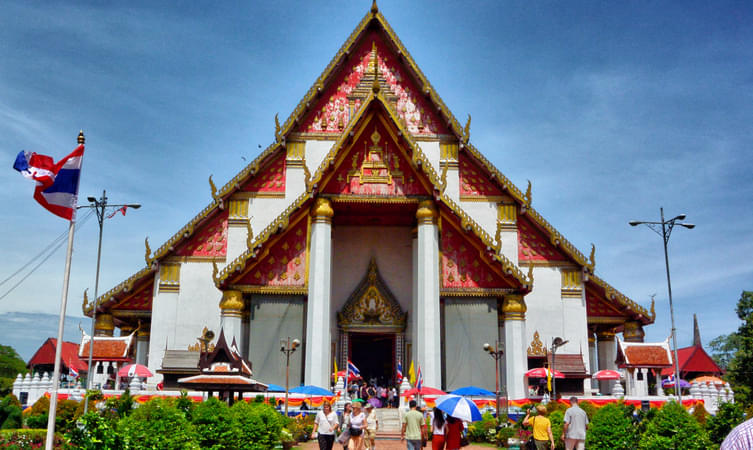 Wiharn Phra Mongkhon Bophit