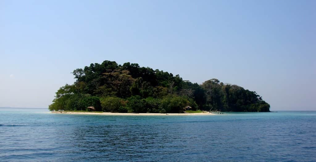Tarmugli Island