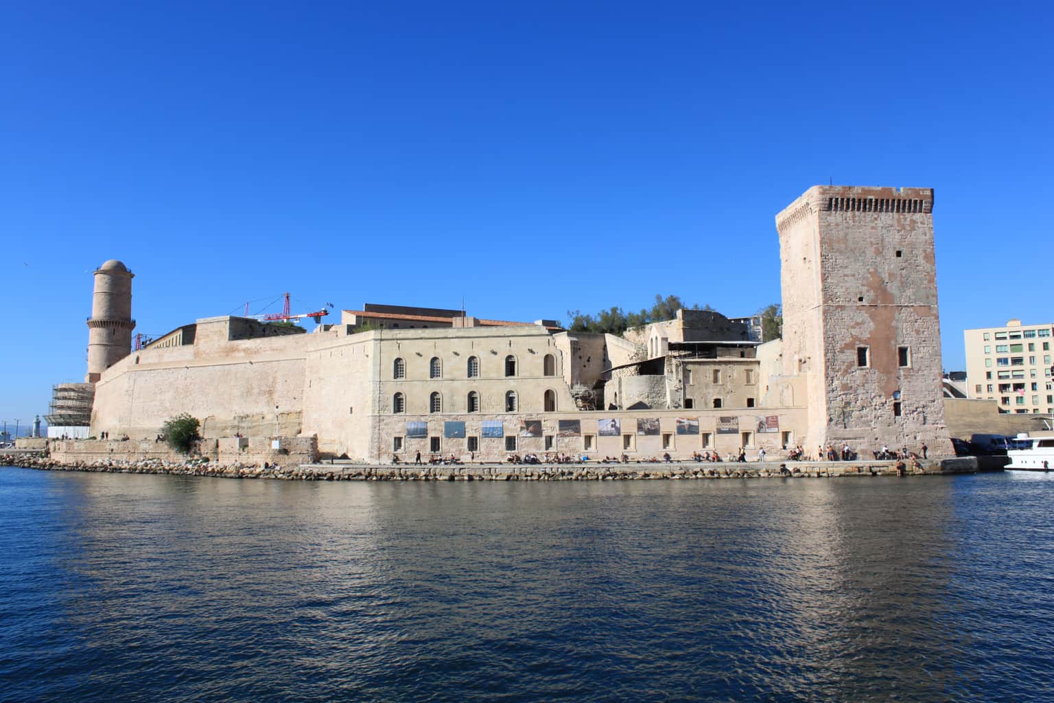 Stroll through the Fort Saint-Jean