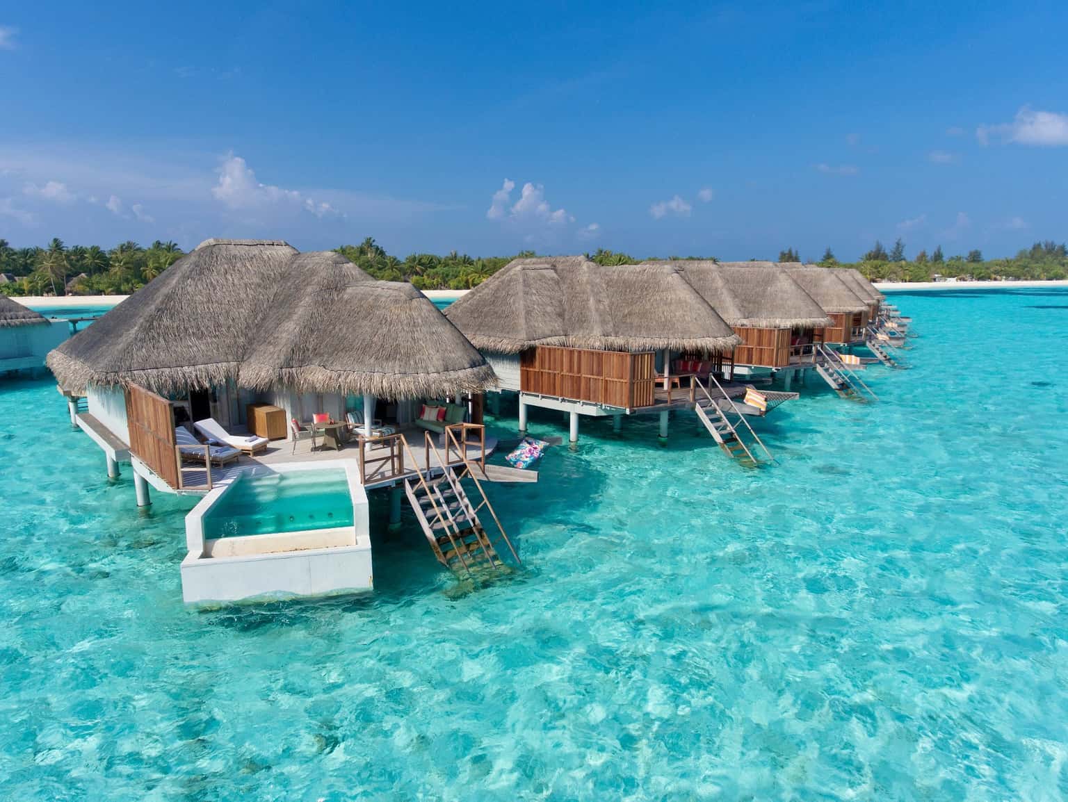 Kanuhura Maldives Resort
