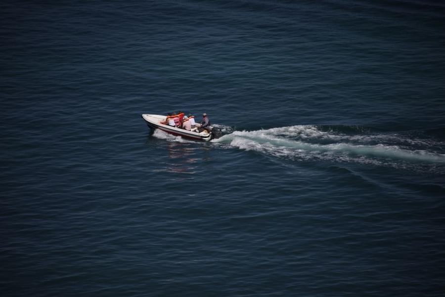 speedboat tour