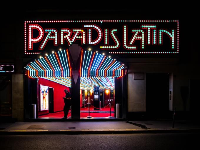 Paradis Latin