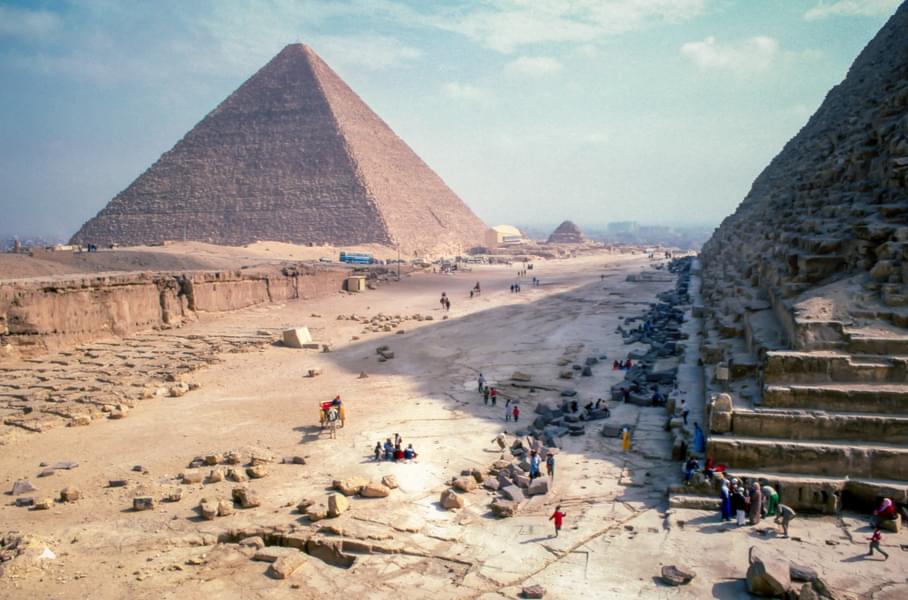 What to do at Pyramids of Giza