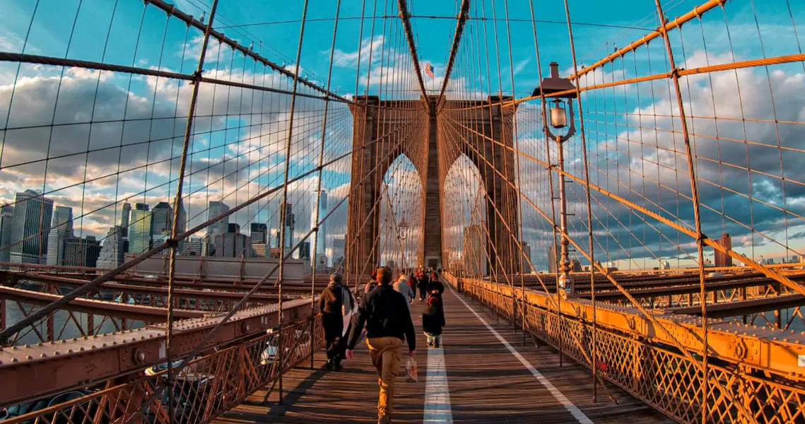 Brooklyn Bridge Walking Tour Image