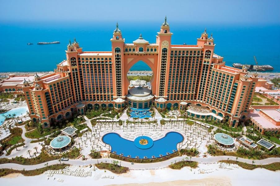 Experience luxury and extravagance at Atlantis The Palm
