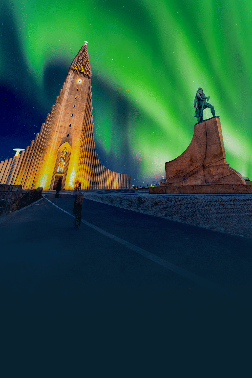 Iceland in a Nutshell | Discover Glaciers, Waterfalls and Northern Lights