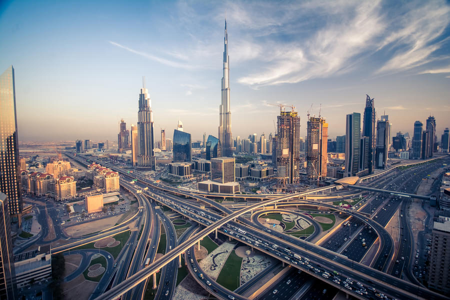 What Makes the Dubai Frame and Burj Khalifa Special?