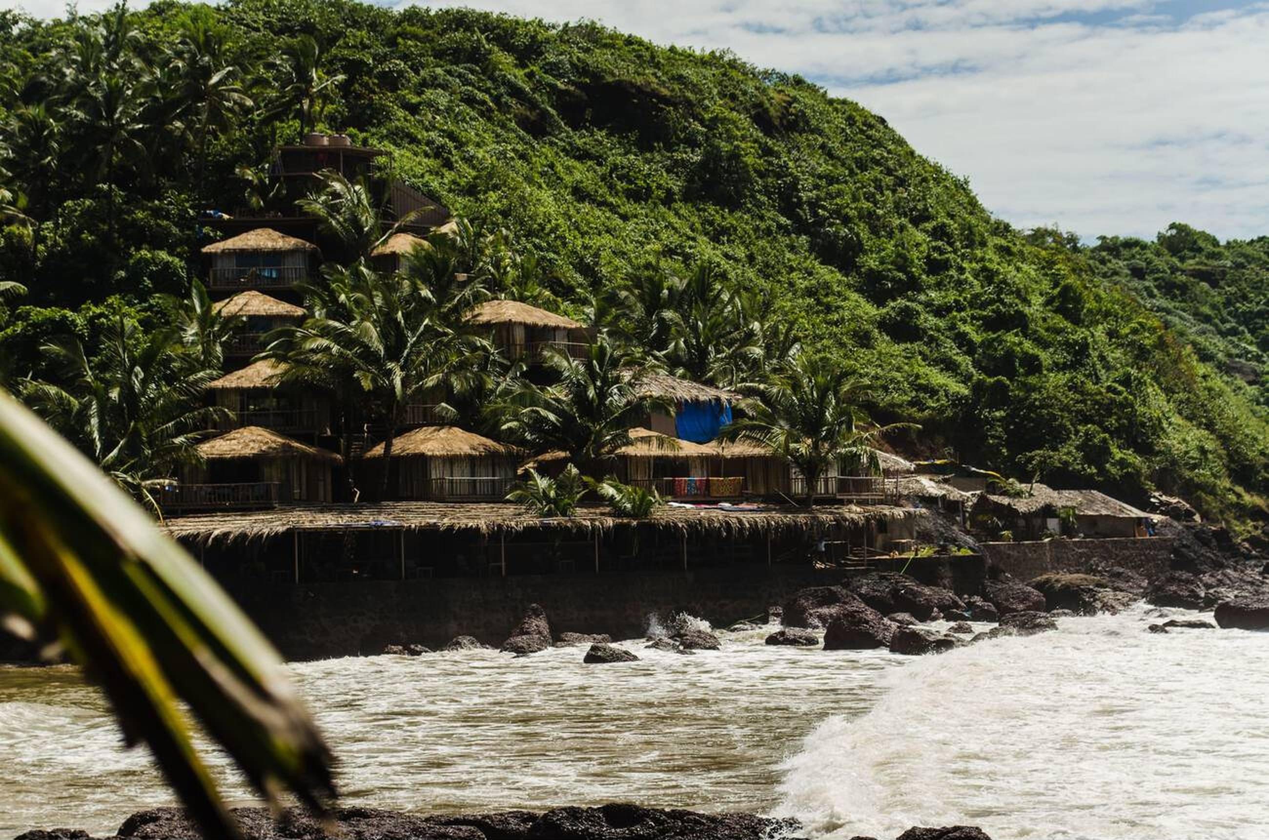 Dine at Lagoon-front Eateries