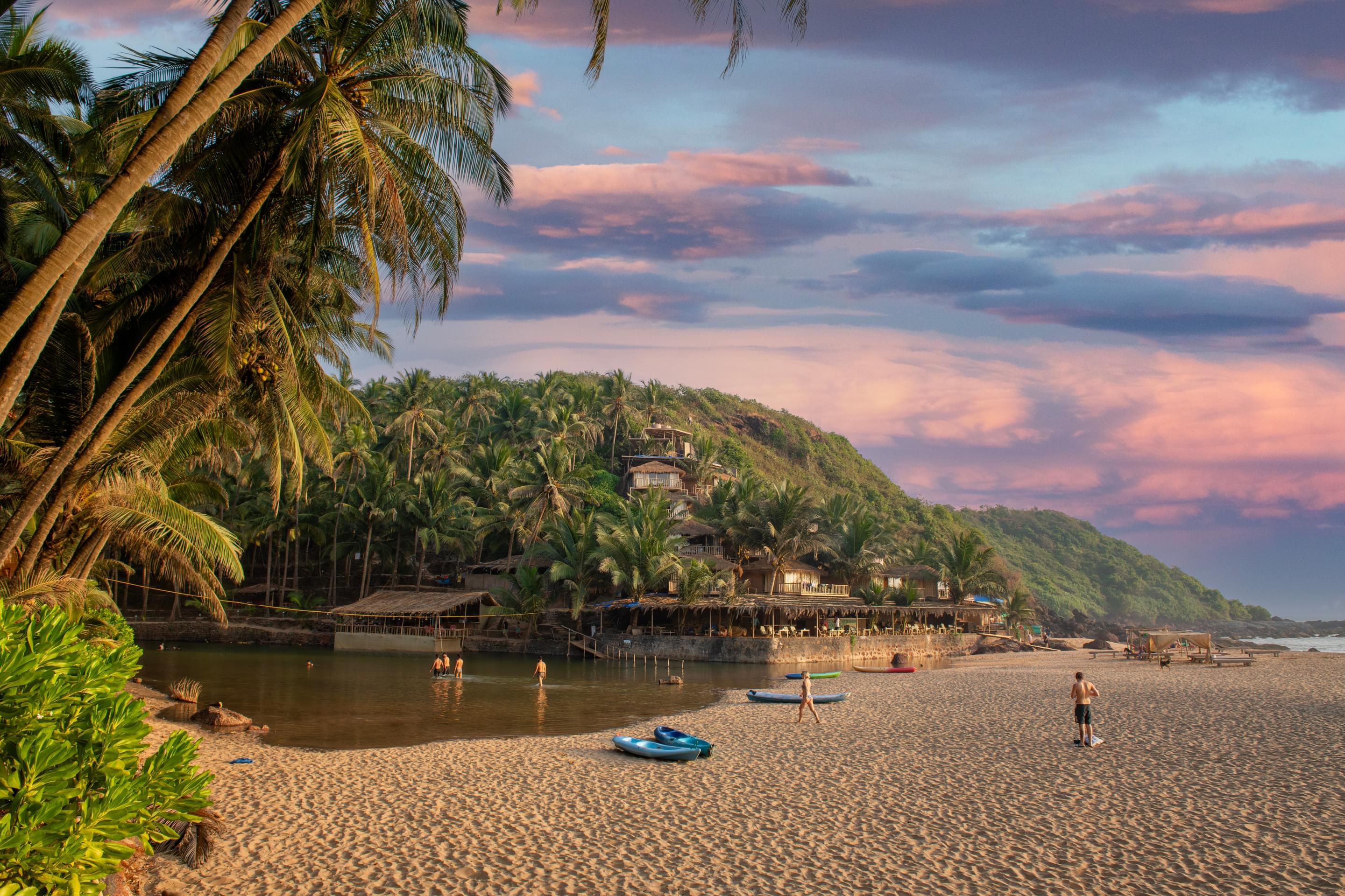 Goa Packages from Ahmedabad | Get Upto 40% Off