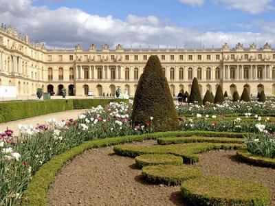 Palace of Versailles Tour From Paris