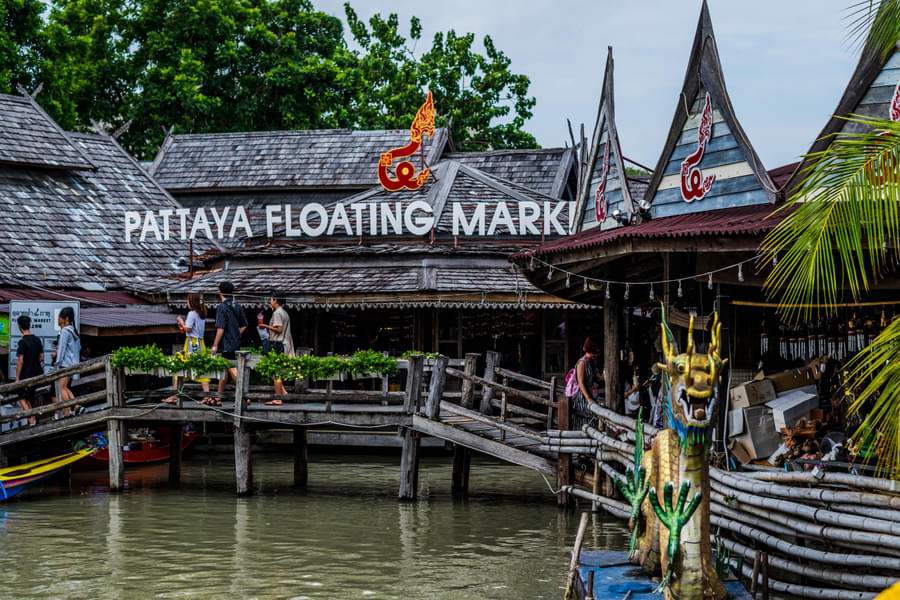 Explore Pattaya Floating Market, the largest man made floating markets