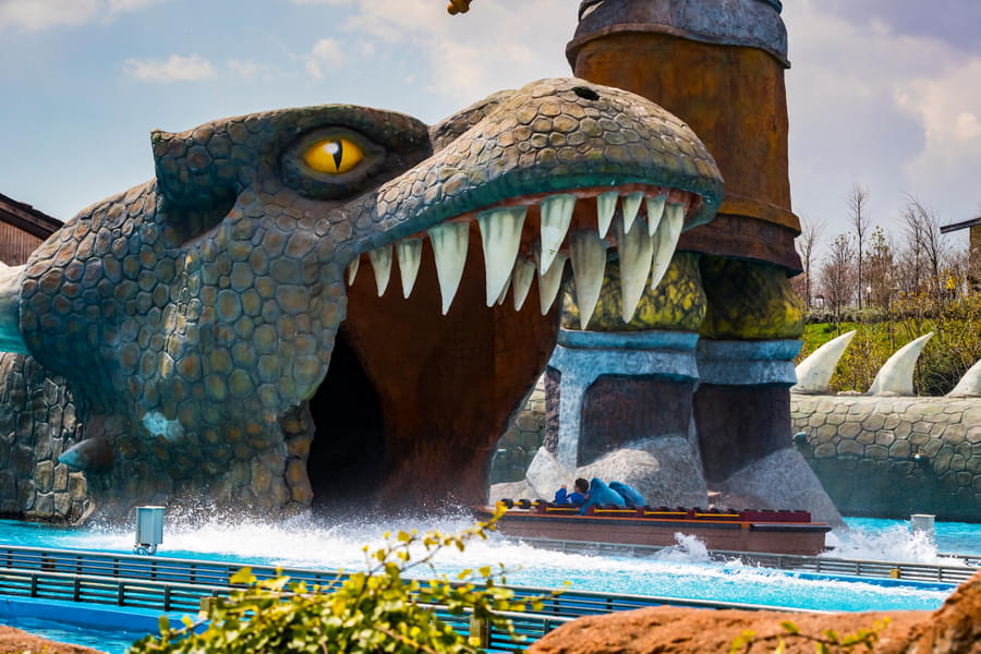 Try adventurous water slides at the theme park