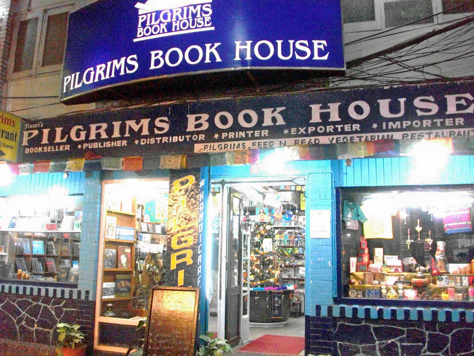 Pilgrims Book House Overview