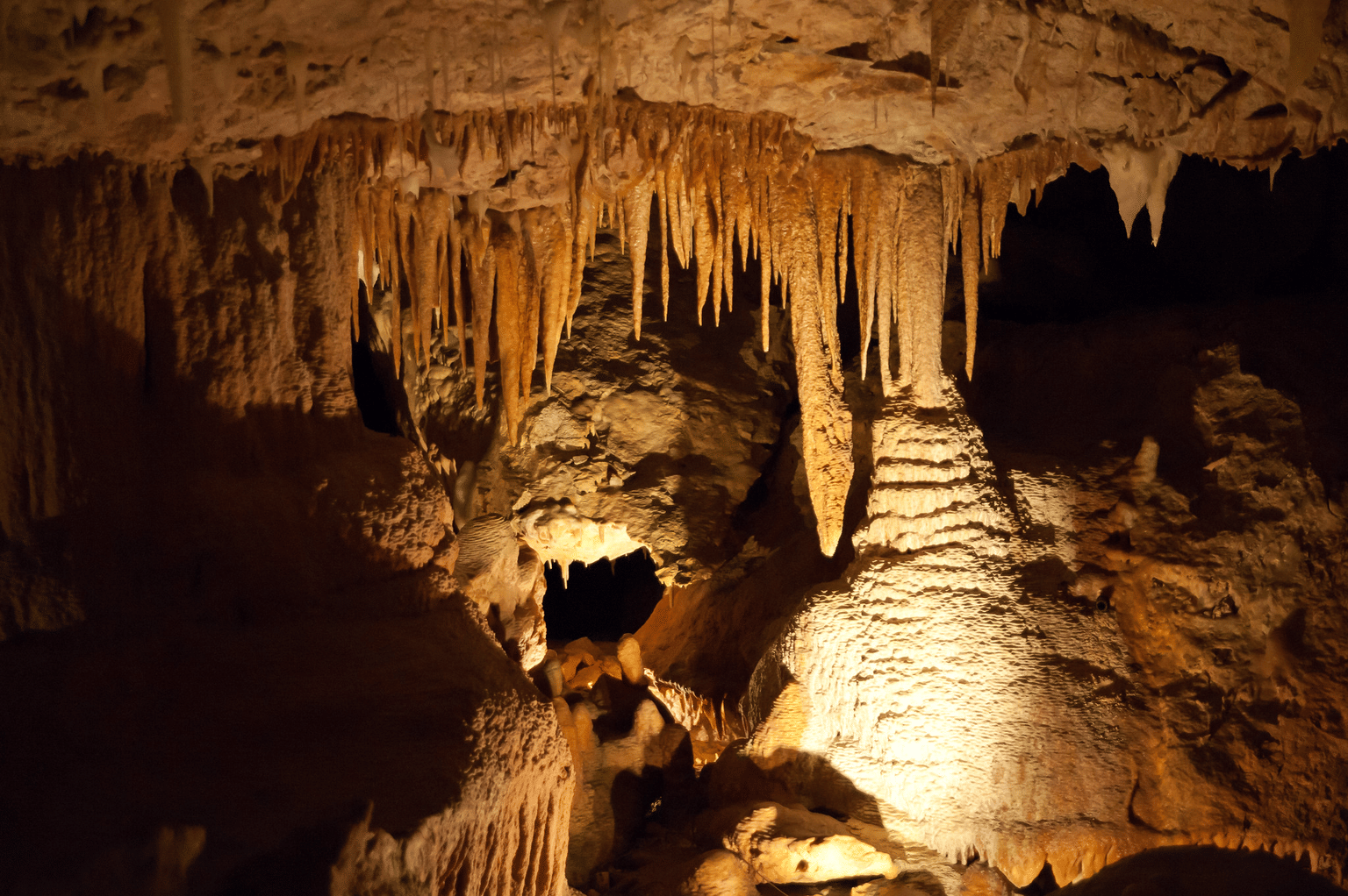 Ngilgi Cave Ancient Lands Experience, <em>Australia</em>