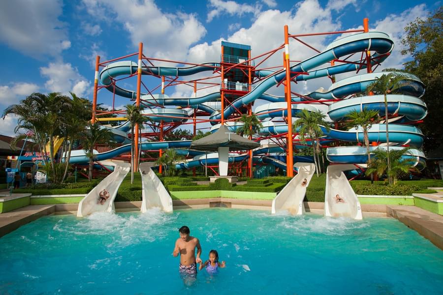 Enjoy thrilling rollercoasters at Siam Amazing Park Bangkok