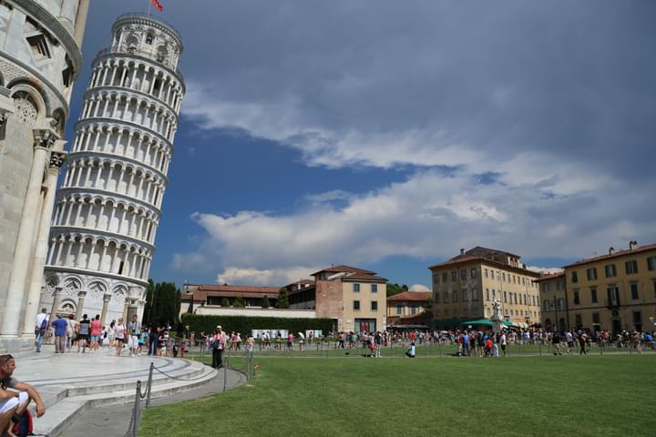 Leaning Tower of Pisa Waiting Area