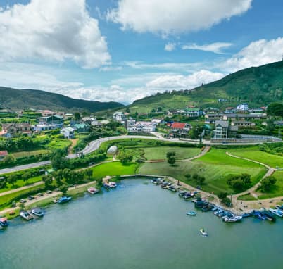 Beauty of the Gregory Lake in Sri Lanka