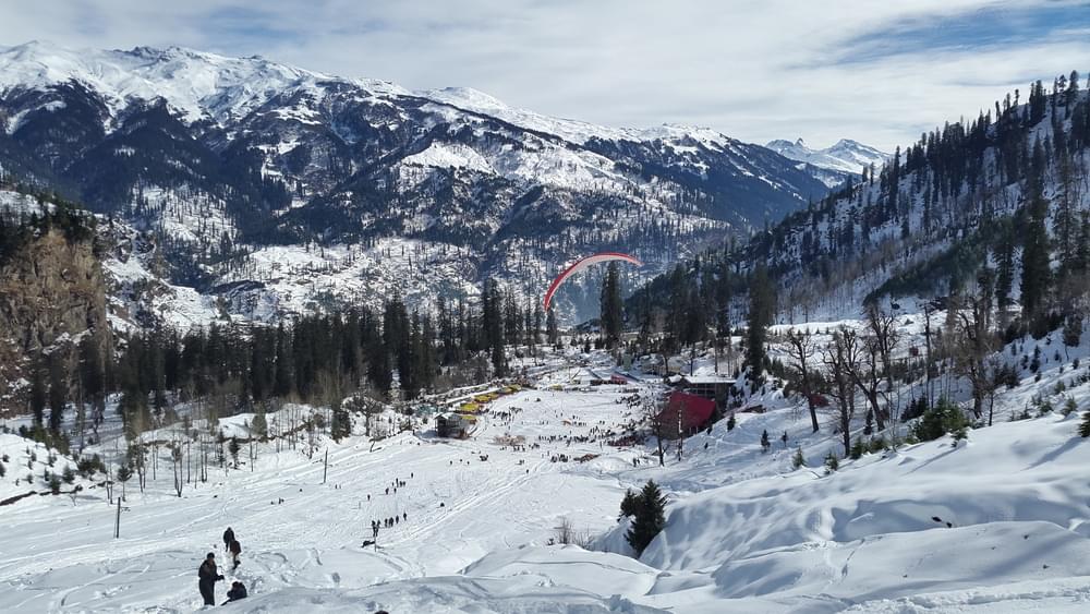 Indulge in the trekking adventure in the snow covered Sonmarg valley