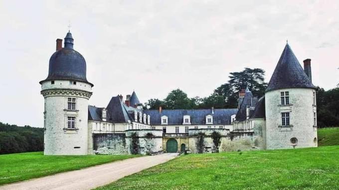 Chateau de Gue-Pean at Morning