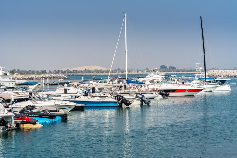 Abu Dhabi Boat Tour