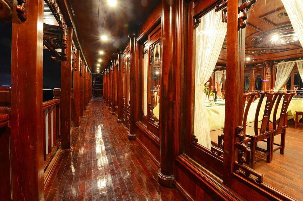 Halong Royal Palace Cruise