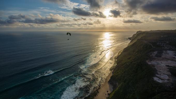 Paragliding In Bali