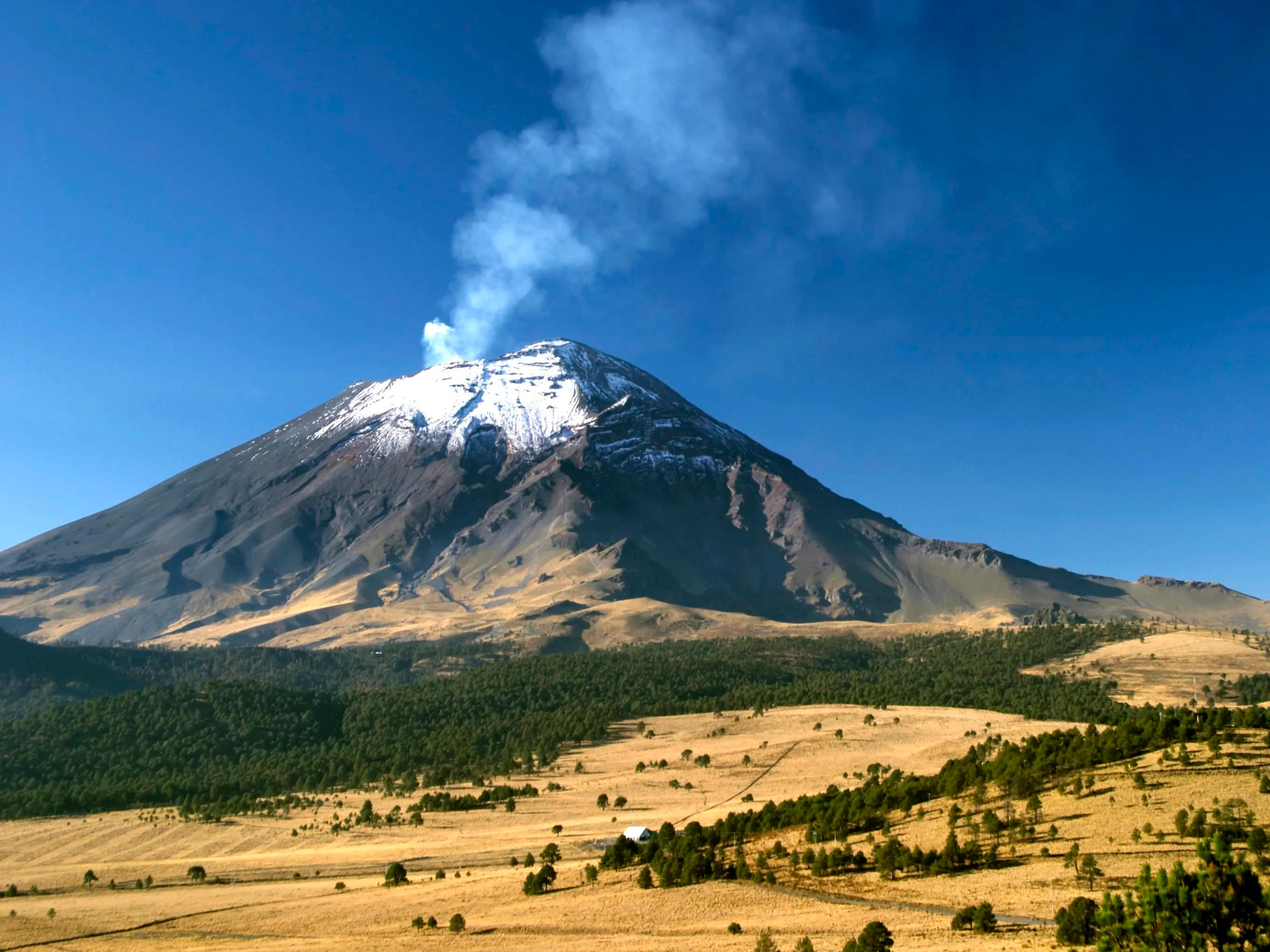 Volcano Hiking Tour