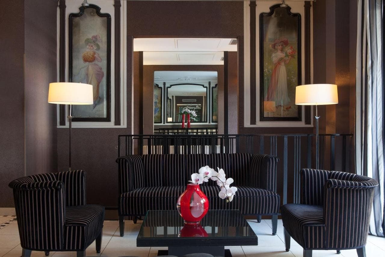 Hotel Eiffel Seine