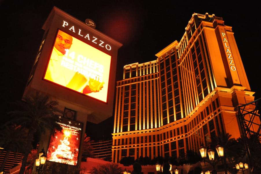 Tour of Las Vegas Strip Image