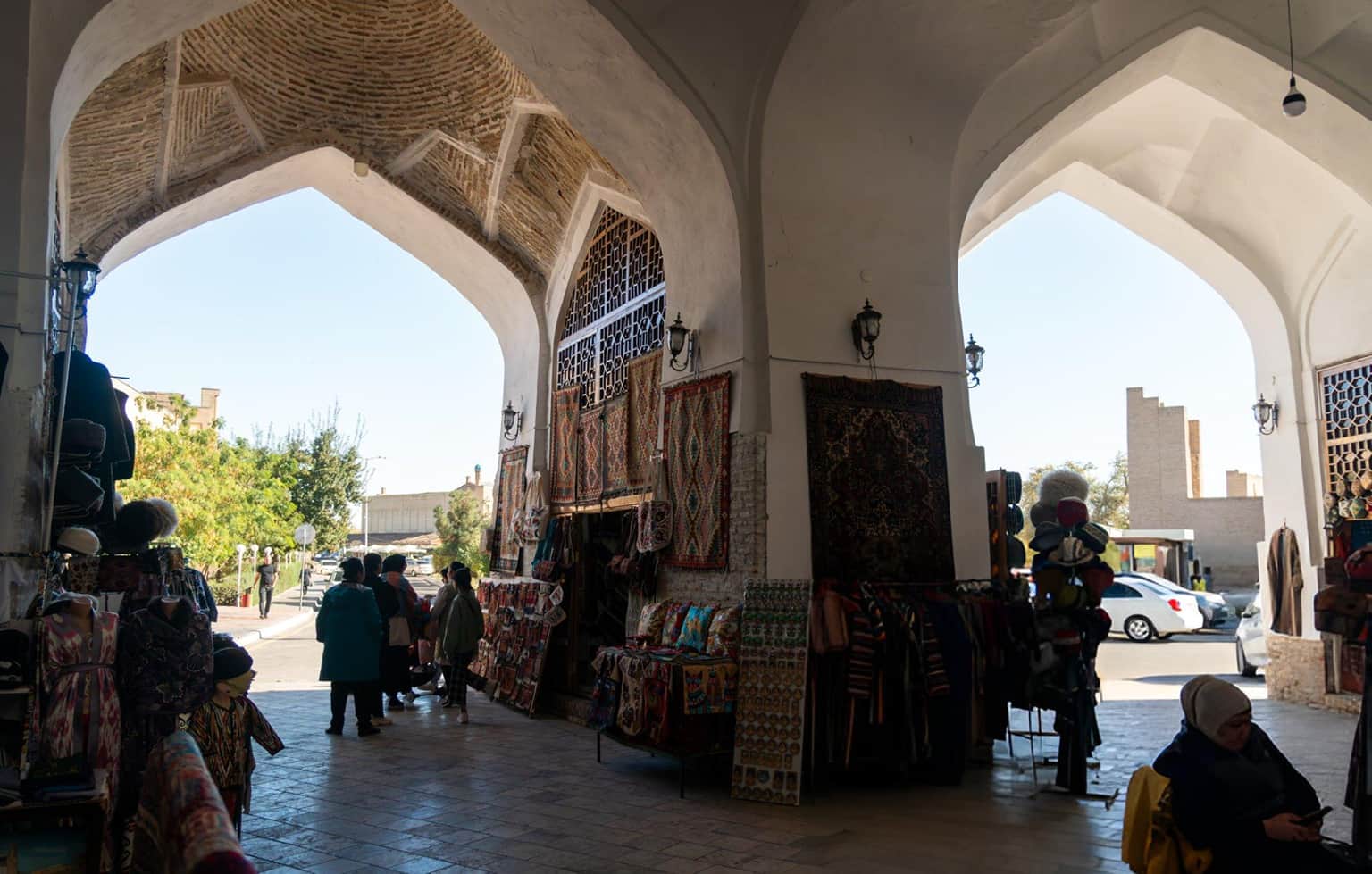 Toki Sarrofon Bazaar