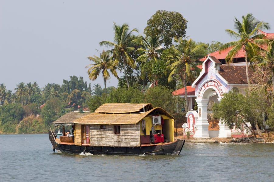 Kovalam to Jatayu Earth's Center Sightseeing Tour Image