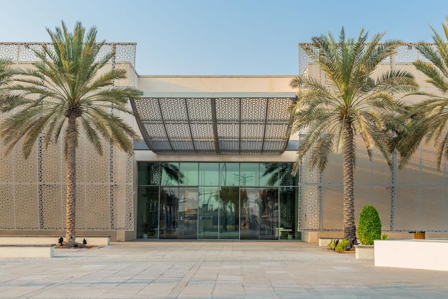 Abu Dhabi Museum