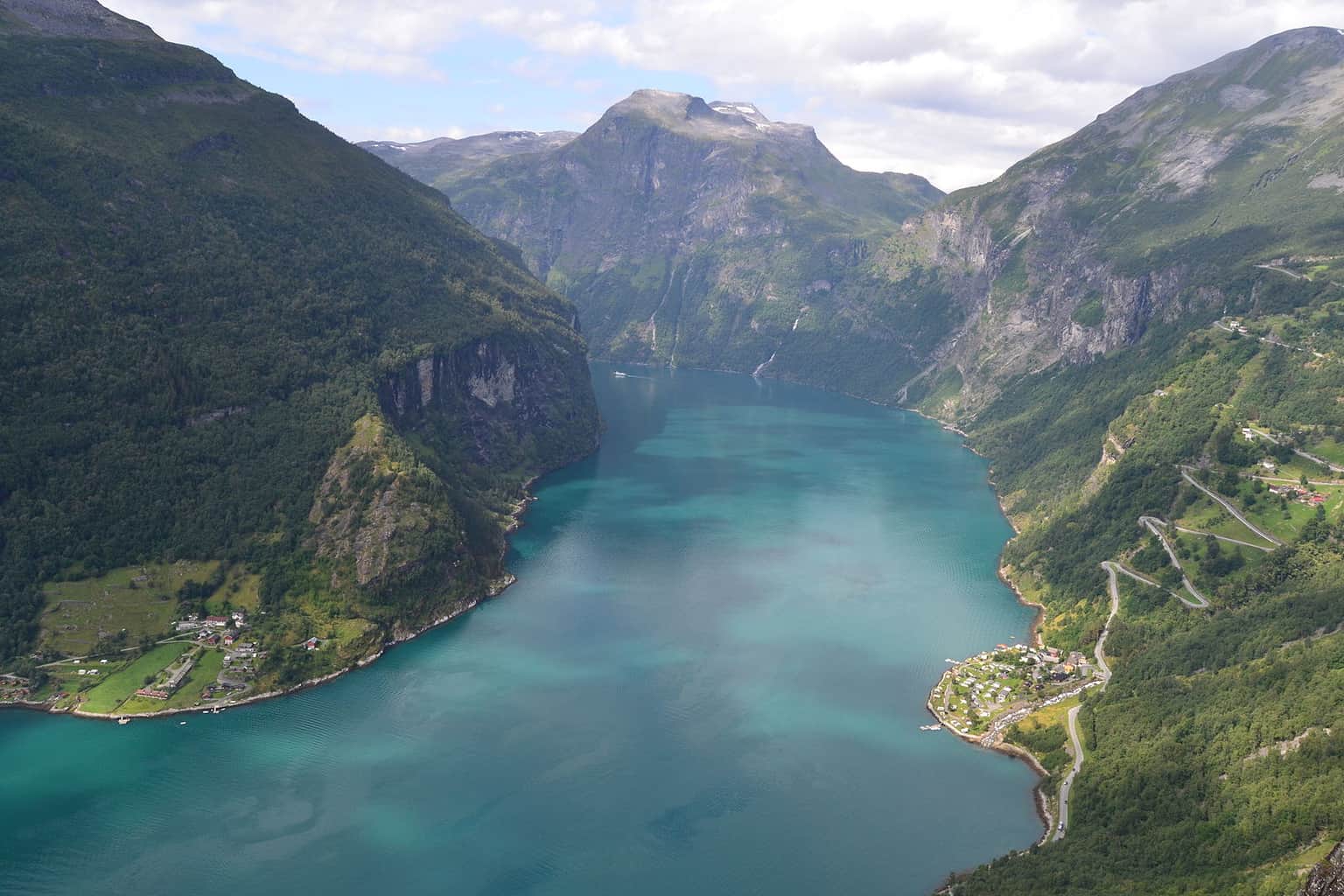 Soak in the panoramic views of Geirangerfjord