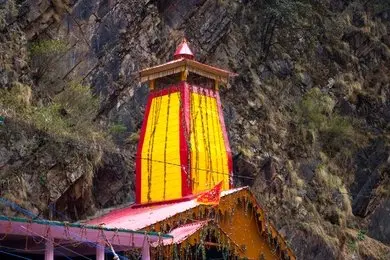 Pray at Yamunotri Temple & Divya Shila